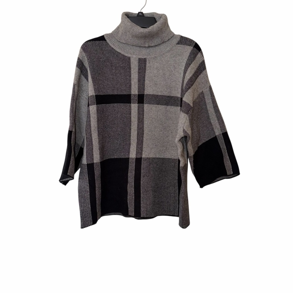 Rain + Rose Plaid Turtleneck Sweater - Black And Gray Size Medium